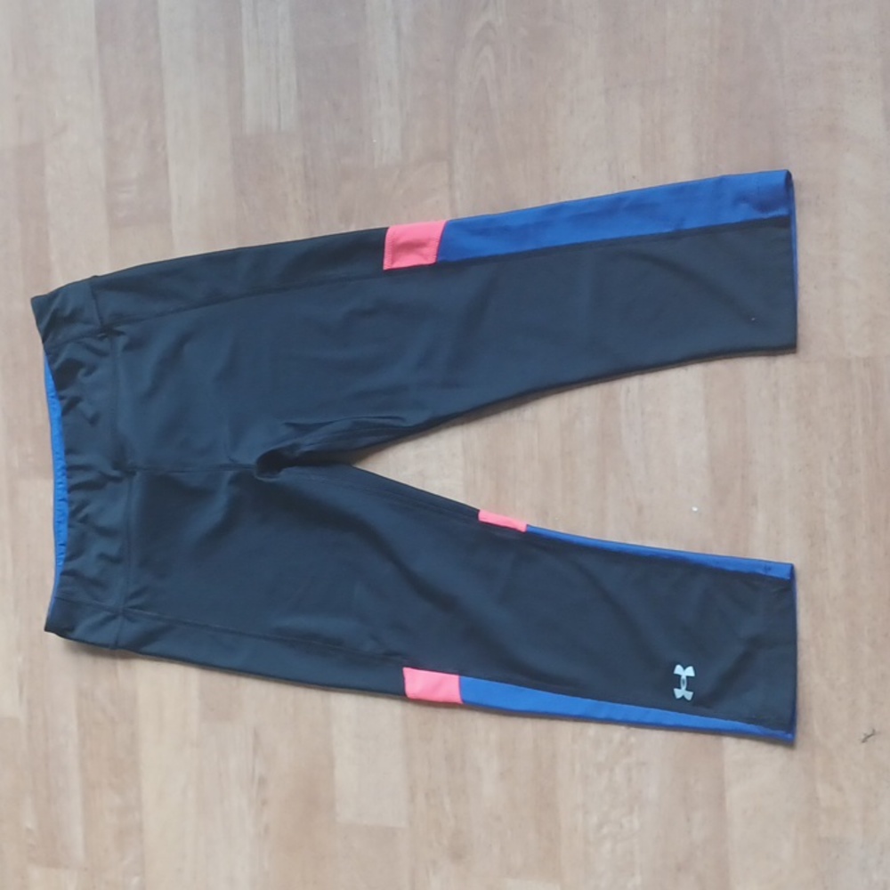 Under Armour heat gear compression capris size small